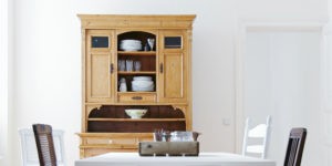 Original Gründerzeit Schrank - Wohnpalast Magazin