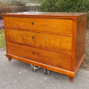 biedermeier-kommode-kirschholz