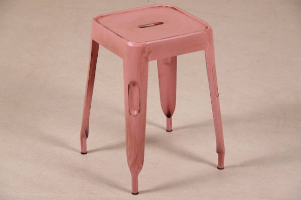 hocker-im-industrie-look-vintage-rosa