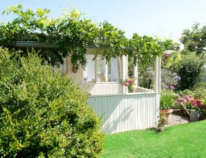 Schrebergarten gestalten Kleingarten mit Landhauscharme Wohnpalast
