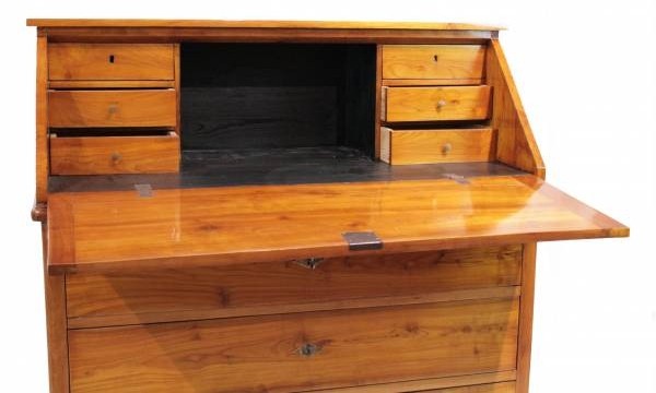 biedermeier-schraegklappen-sekretaer