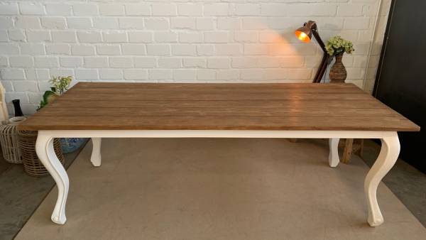 tisch-muenchen-aus-recyceltem-teakholz-240cm