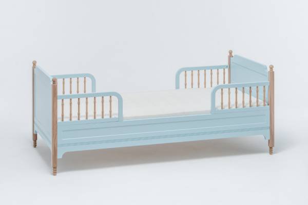 swallow-s-tail-kinderbett-sofia-babyzimmer-einrichten