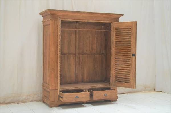 Schrank Riva Louvre mit Lamellentueren altes Teakholz