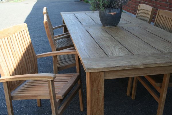 Gartenmöbel Set - Premium Teakholz Möbel - Set Mai - Teak Tisch 240cm und 6 Stapelstühle Gartenmöbel Set - Premium Teakholz Möbel - Set Mai - Teak Tisch 240cm und 6 Stapelstühle