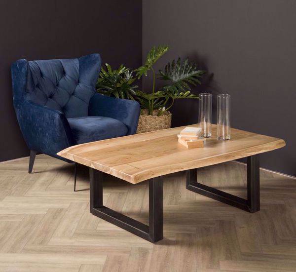 Urbania Couchtisch 135 cm aus Akazienholz