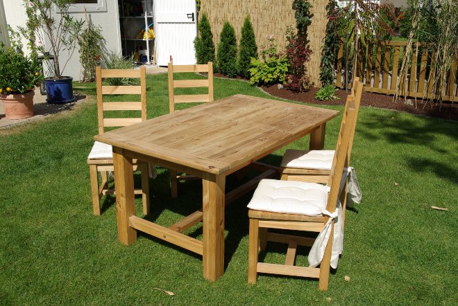 Holzmöbel für Garten massiv und beständig Wohnpalast Magazin