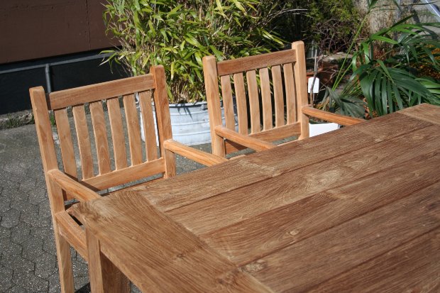 4-teiliges Teakholz Gartenmöbel Set Sellin