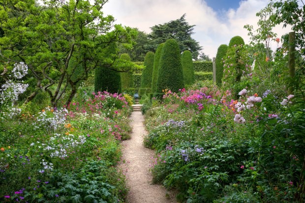 Garten mit Weg, Englischer Garten - Englischen Garten anlegen