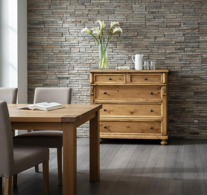 Landhaus Kommode aus Massivholz Landhaus-Kommode aus Massivholz mit fünf Schubladen