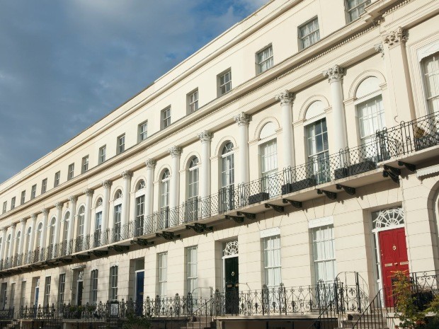 Regency-style-Haus-und-Büro-in-Cheltenham
