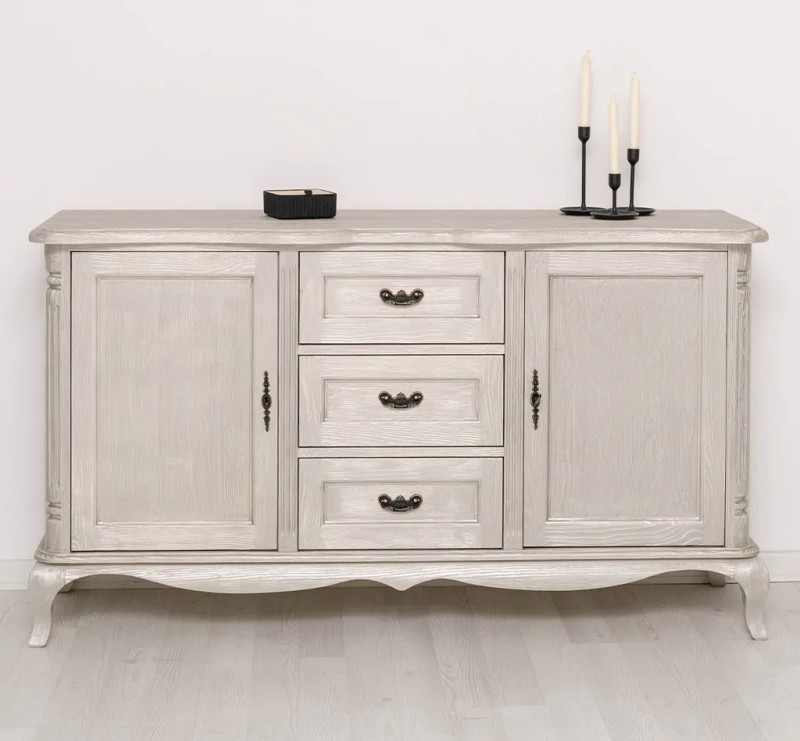 Romantisches Sideboard aus massivem Holz  – 158 cm Anrichte