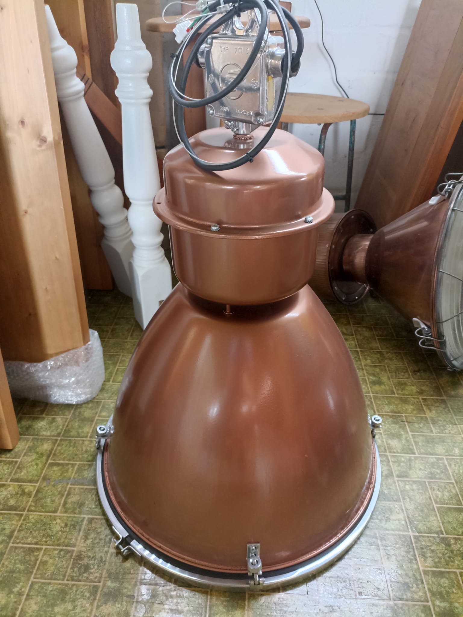 Original Rund-Industrielampe in verschiedenen Farben