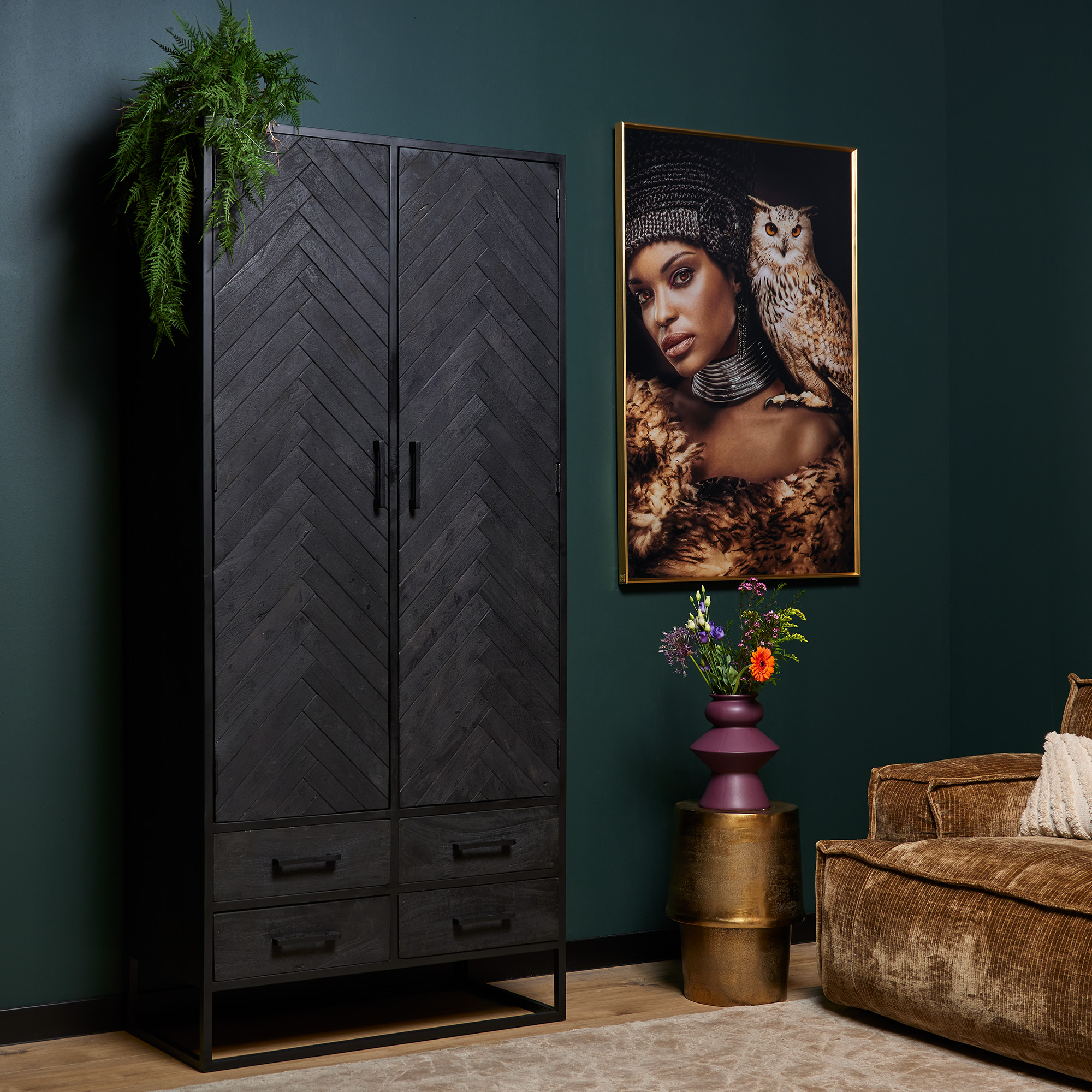 Schrank New York aus Mangoholz & Metall – 2 Türen, 4 Schubladen, 90x45x200 cm