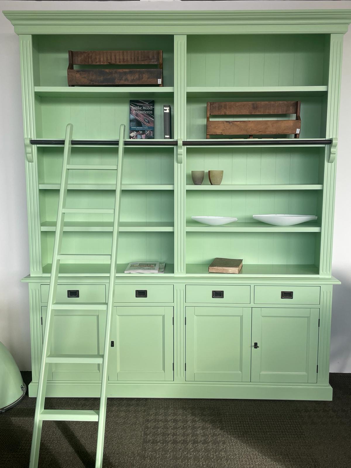 Bücherwand mit Leiter 200 cm