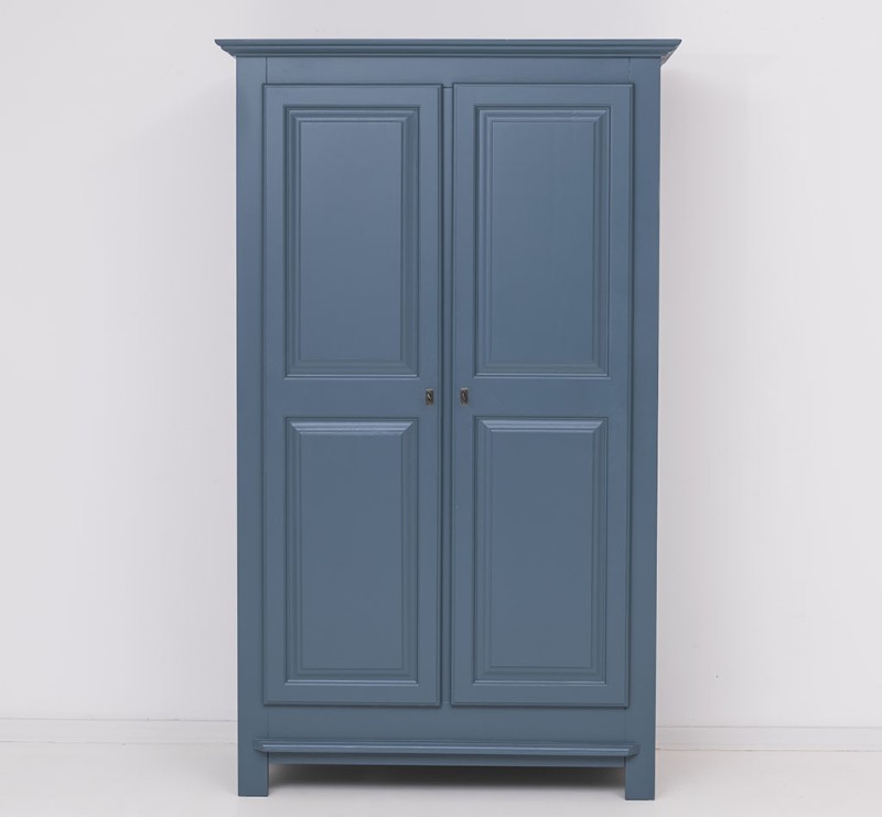 Massivholz Kleiderschrank Kiefer – 2-türig, 121x200x54 cm – langlebig & hochwertig