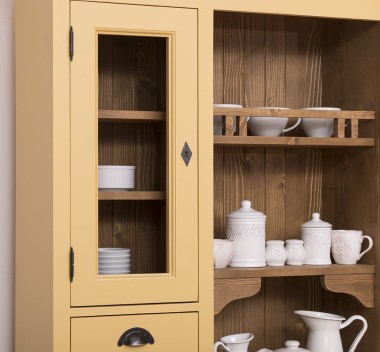 Landhaus Küchenschrank im alten Landhausstil aus Massivholz Küchen Schrank 134 cm