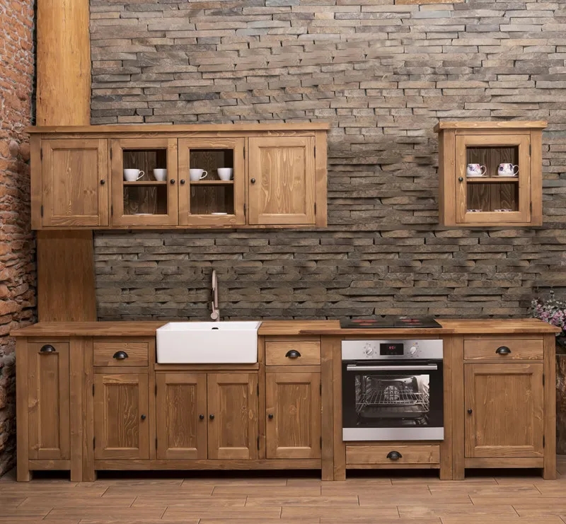 Landhausküche aus Massivholz 325 cm – braune Küchenzeile mit Eichenplatte & Keramikspüle