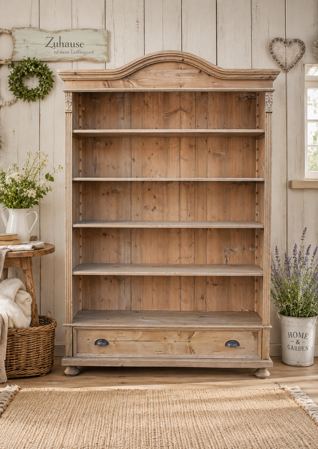 Weichholz Bücherregal im Landhausstil – Massivholz Regal aus recyceltem Altholz mit Schublade