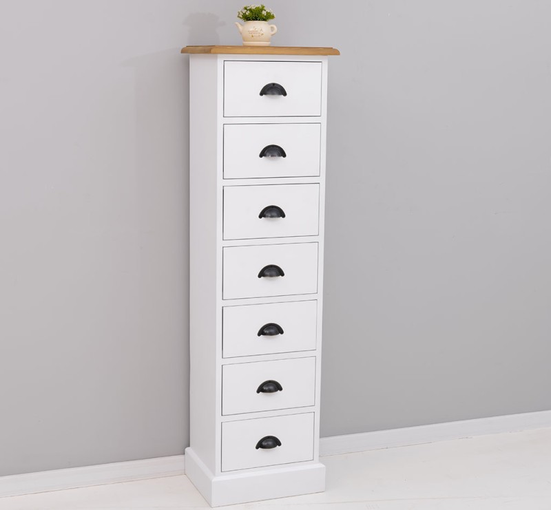 Schmale Schubladensäule im Landhausstil lackiert