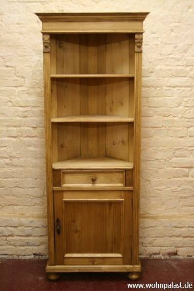 Jugendstil Eckschrank