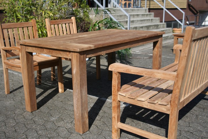 Gartenmöbel Set aus massivem Holz - Tisch, Stuhl, Bank aus ...