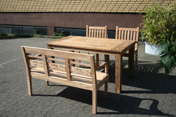 Gartenmöbel Set aus massivem Holz - Tisch, Stuhl, Bank aus ...